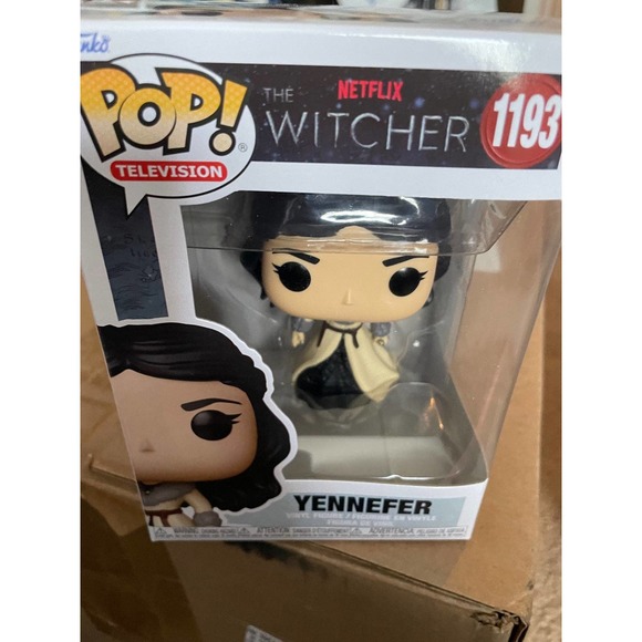 Funjo Pop! Netflix - The Witcher: Yennefer - Picture 2 of 9